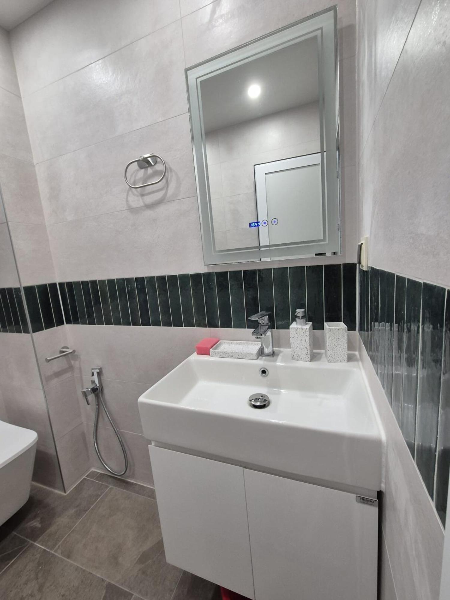 Apartamento Sea Treasure Varna Exterior foto